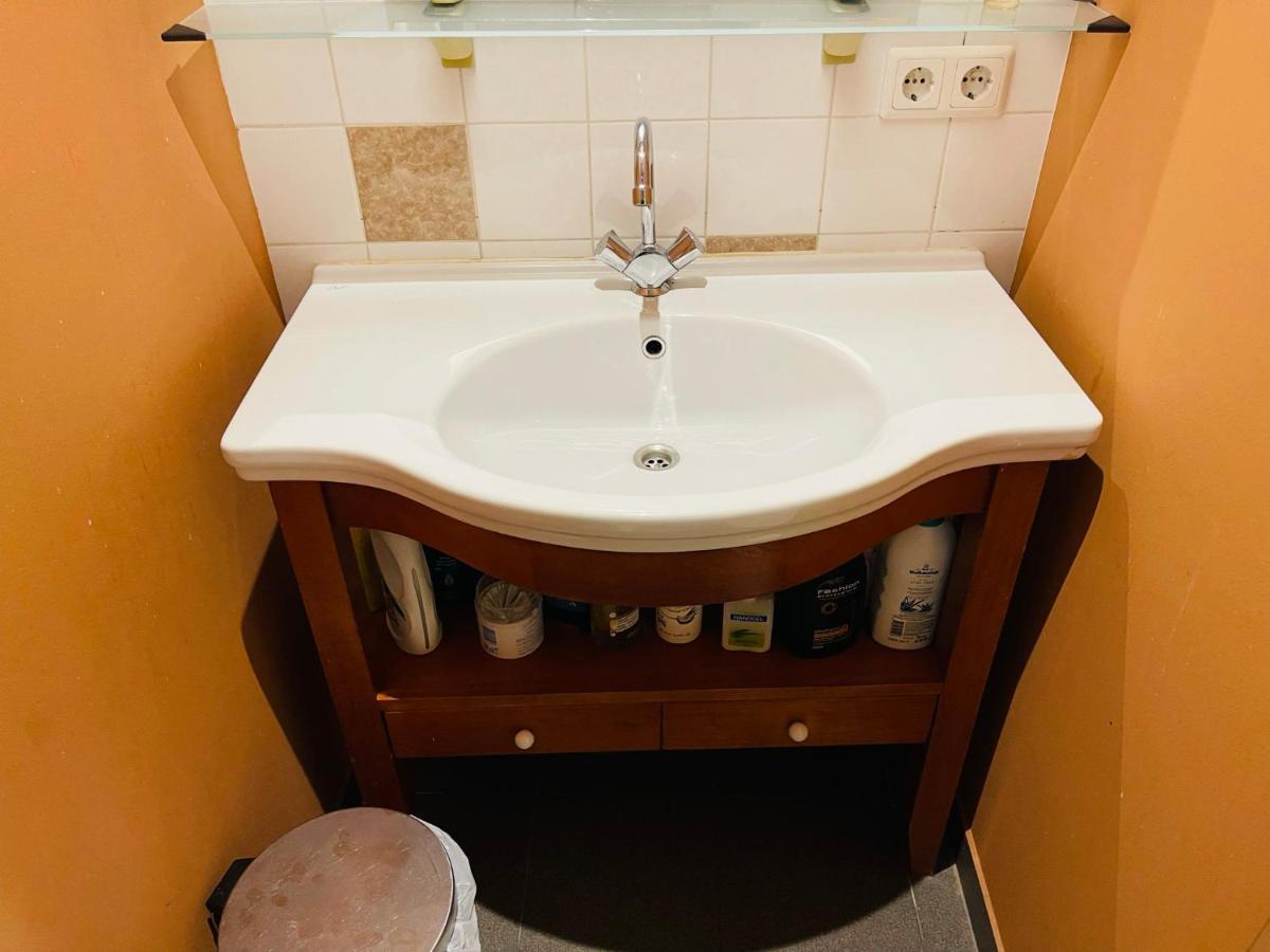 Red Light District B & B Canal View Amsterdam Ngoại thất bức ảnh