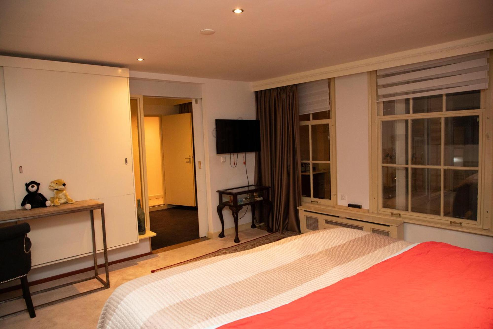 Red Light District B & B Canal View Amsterdam Ngoại thất bức ảnh