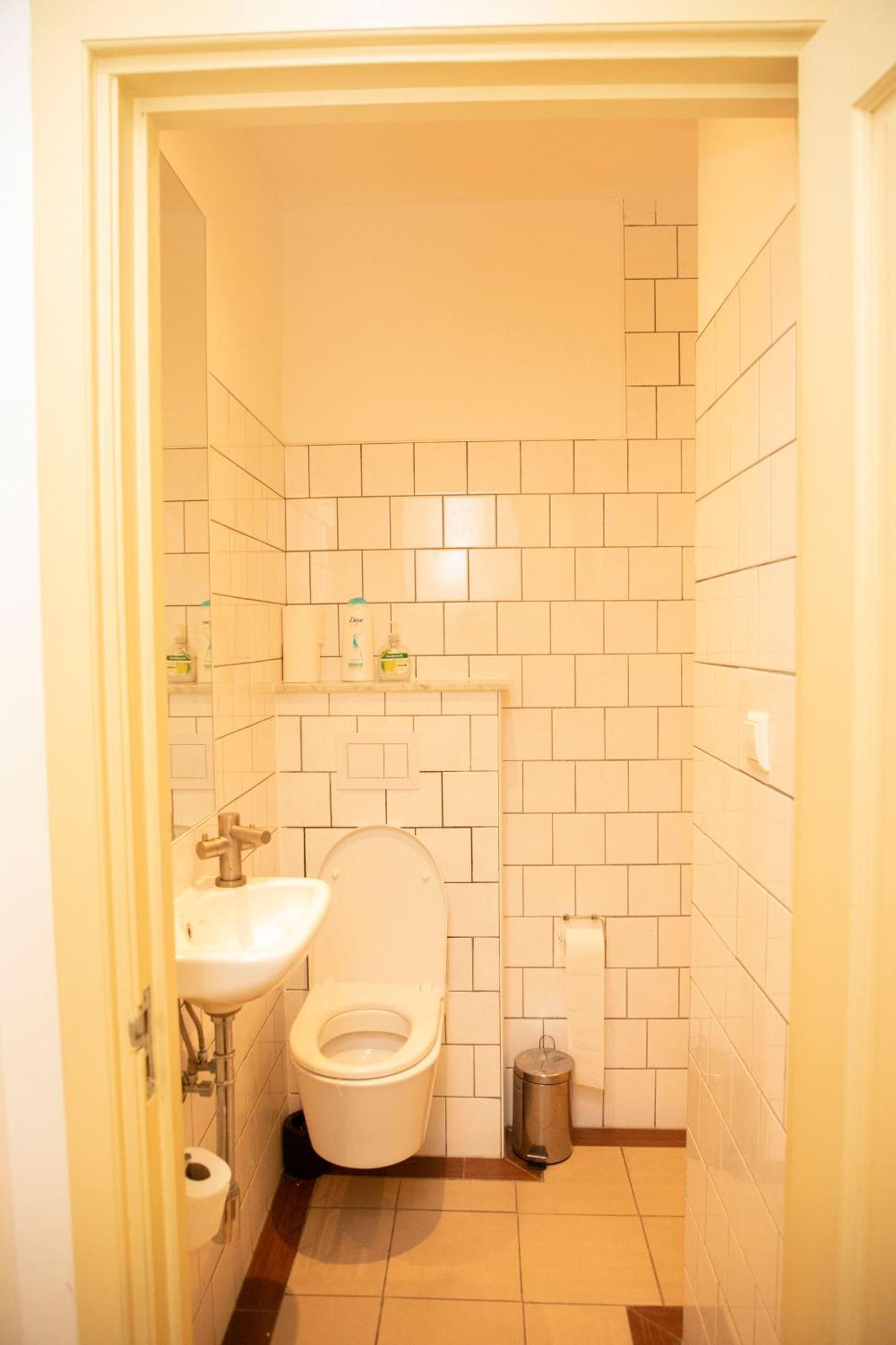 Red Light District B & B Canal View Amsterdam Ngoại thất bức ảnh